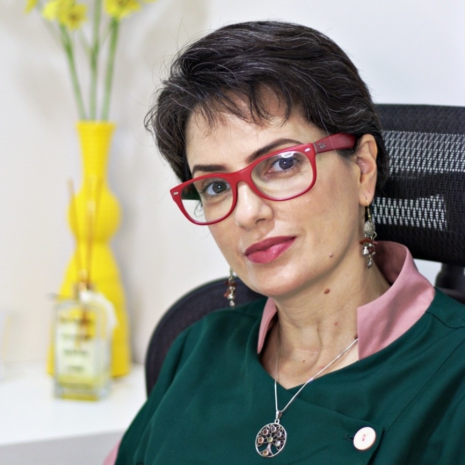 Dr&ordf;. Daniela Ribeiro Tito Rosa